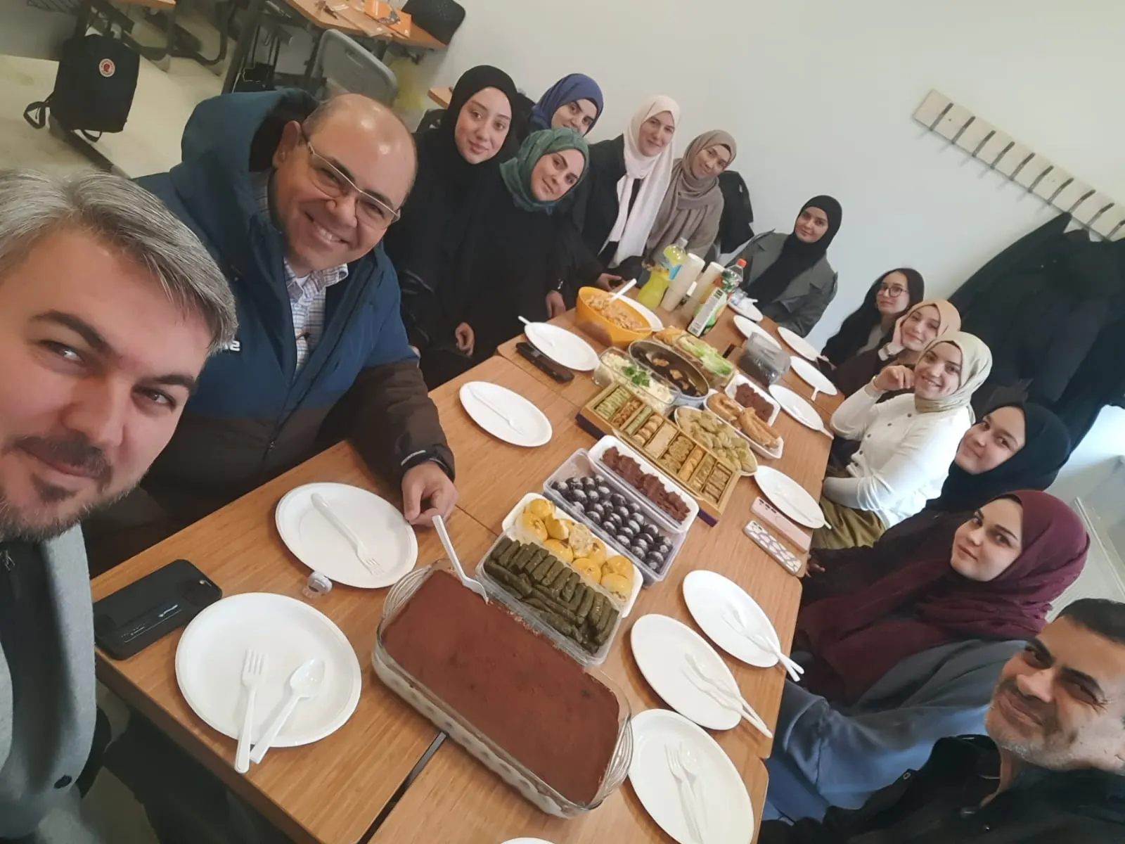 لقاء مع الطلاب